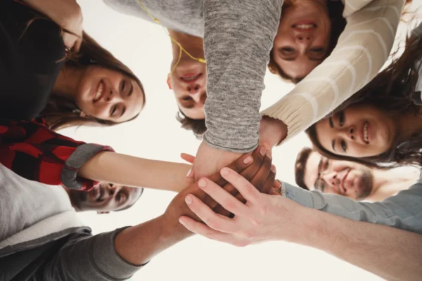 um time de pessoas engajadas